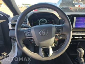 2025 Toyota Camry SE - miniatura 16