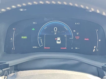 2025 Toyota Camry SE - miniatura 12