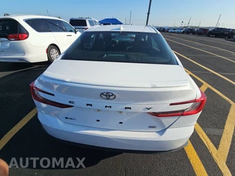 2025 Toyota Camry SE - miniatura 5