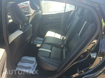 2025 Toyota Camry SE - miniatura 13