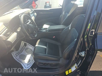 2025 Toyota Camry SE - miniatura 7