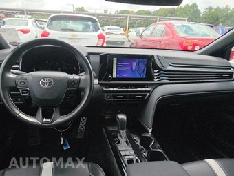2025 Toyota Camry SE - miniatura 17