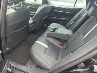 2025 Toyota Camry SE - miniatura 19
