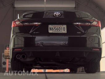 2025 Toyota Camry SE - miniatura 7