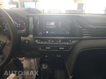2025 Toyota Camry SE - miniatura 11