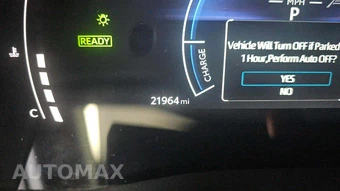 2025 Toyota Camry SE - miniatura 18