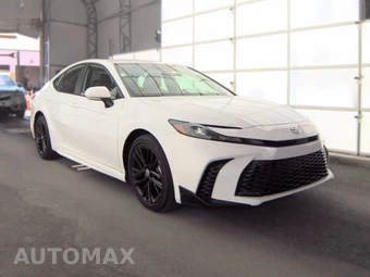 2025 Toyota Camry SE - miniatura 3