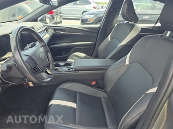 2025 Toyota Camry SE - miniatura 13