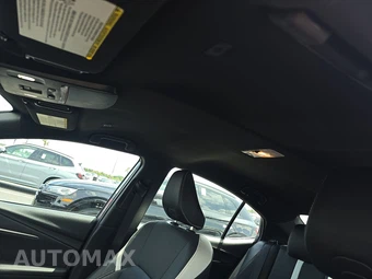 2025 Toyota Camry SE - miniatura 20