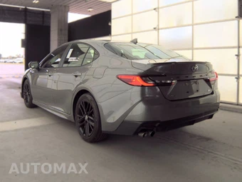 2025 Toyota Camry SE - miniatura 8