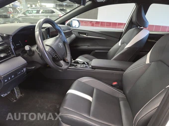 2025 Toyota Camry SE - miniatura 13
