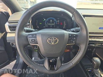 2025 Toyota Camry SE - miniatura 16