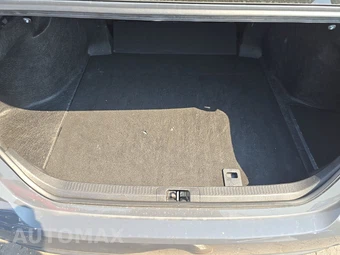 2025 Toyota Camry SE - miniatura 22