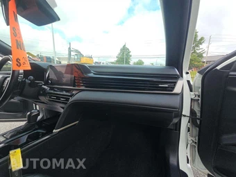 2025 Toyota Camry SE – miniatura 19