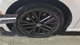 2025 Toyota Camry SE - miniatura 27