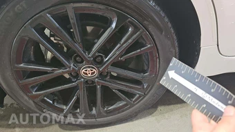2025 Toyota Camry SE - miniatura 33