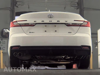 2025 Toyota Camry SE - miniatura 7
