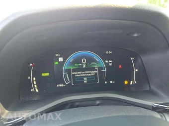 2025 Toyota Camry SE – miniatura 9
