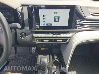 2025 Toyota Camry SE - miniatura 7