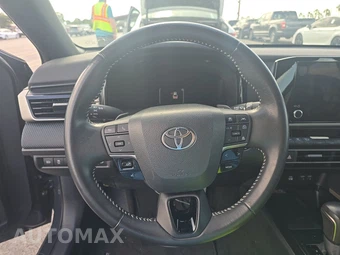 2025 Toyota Camry SE - miniatura 16