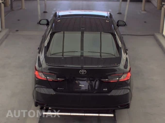 2025 Toyota Camry SE - miniatura 6