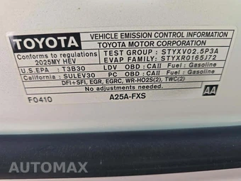 2025 Toyota Camry SE - miniatura 25