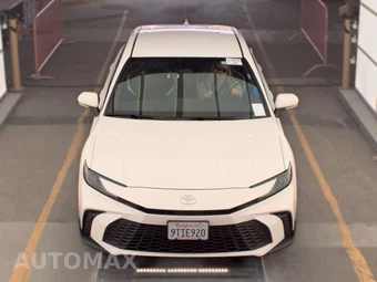 2025 Toyota Camry SE - miniatura 2