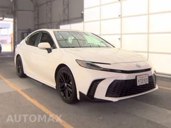2025 Toyota Camry SE - miniatura 3