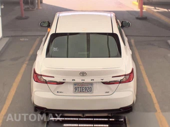 2025 Toyota Camry SE - miniatura 5