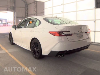 2025 Toyota Camry SE - miniatura 6