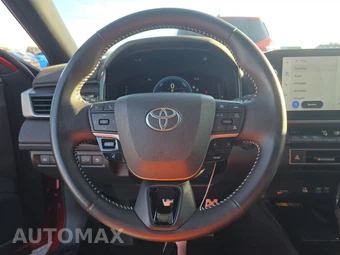 2025 Toyota Camry SE - miniatura 10