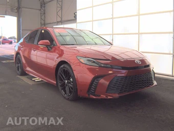 2025 Toyota Camry SE - miniatura 3