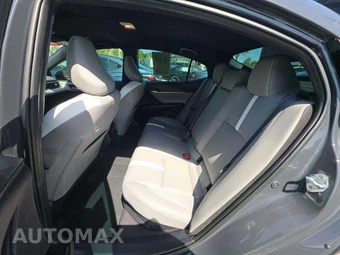 2025 Toyota Camry SE - miniatura 13
