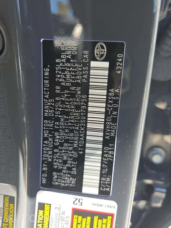 2025 Toyota Camry SE - miniatura 5