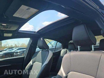 2025 Toyota Camry SE - miniatura 11