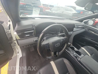 2025 Toyota Camry SE - miniatura 11