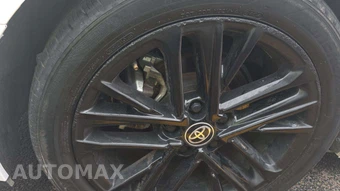 2025 Toyota Camry SE - miniatura 21
