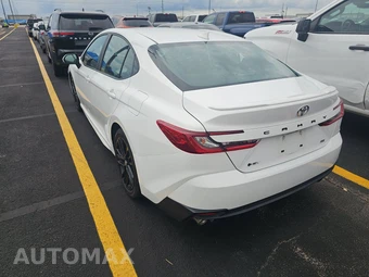 2025 Toyota Camry SE - miniatura 6