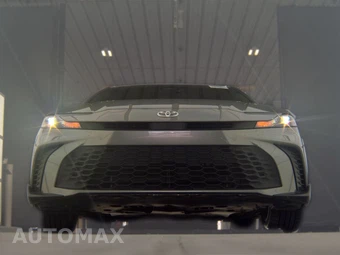 2025 Toyota Camry SE - miniatura 3