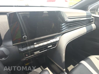 2025 Toyota Camry SE - miniatura 17