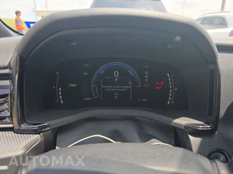 2025 Toyota Camry SE - miniatura 18