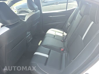 2025 Toyota Camry SE - miniatura 19