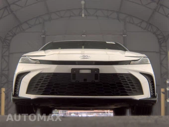 2025 Toyota Camry SE - miniatura 3
