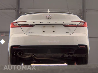 2025 Toyota Camry SE - miniatura 7