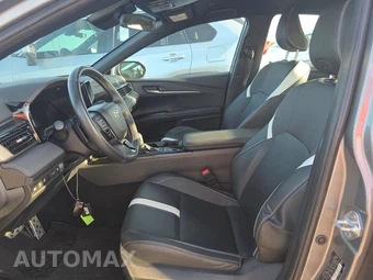 2025 Toyota Camry SE - miniatura 13