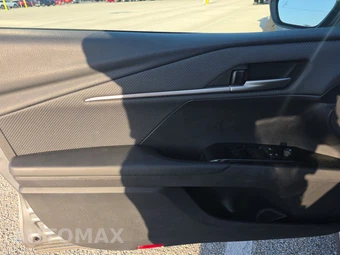 2025 Toyota Camry SE - miniatura 15
