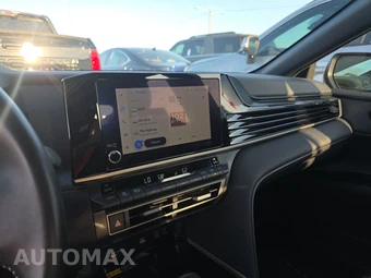 2025 Toyota Camry SE - miniatura 17