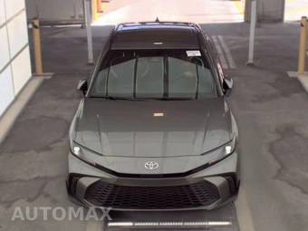 2025 Toyota Camry SE - miniatura 2