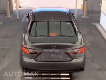 2025 Toyota Camry SE - miniatura 6