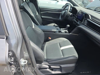 2025 Toyota Camry SE - miniatura 14